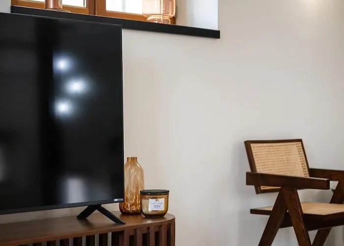 Duplex Old Town شقة أنتيب